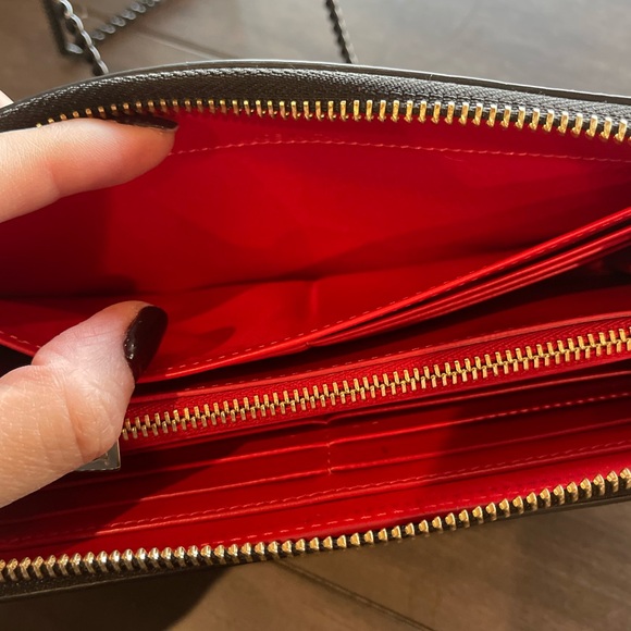 🖤❤️ EUC Christian Louboutin Panettone Wallet ❤️🖤 - Picture 10 of 10